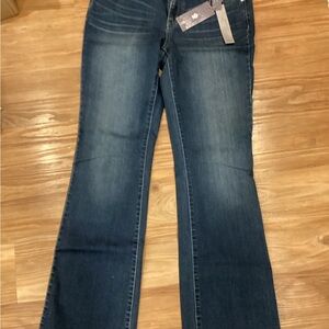 Jennifer Lopez Mid Rise Dark Blue Boot Cut Stretch Jeans Size 8 NWT
